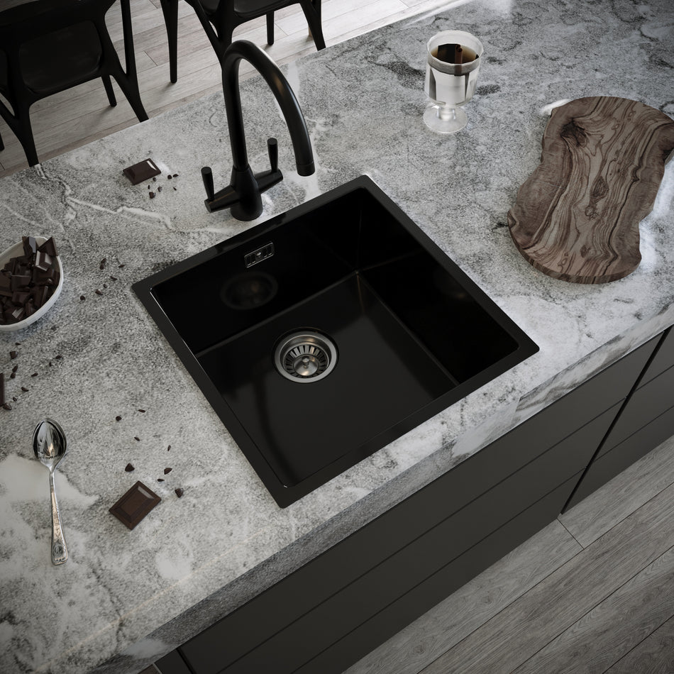 Kitchen Sink with Strainer & Overflow - Luxurious Single Bowl Kitchen Sinks Made of Pressed Material