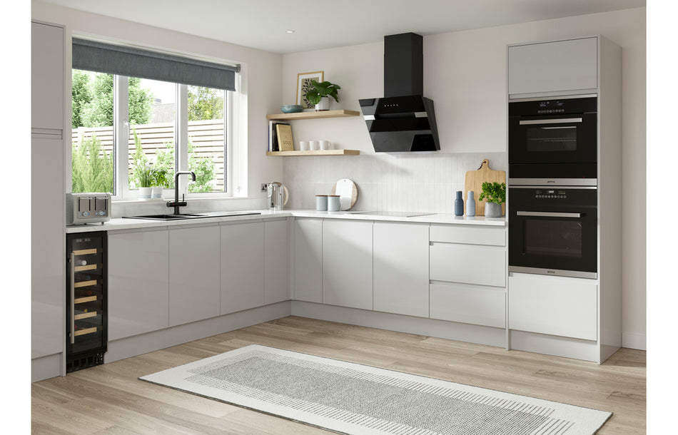 Prima PRRF101 B/I Under Counter Larder Fridge