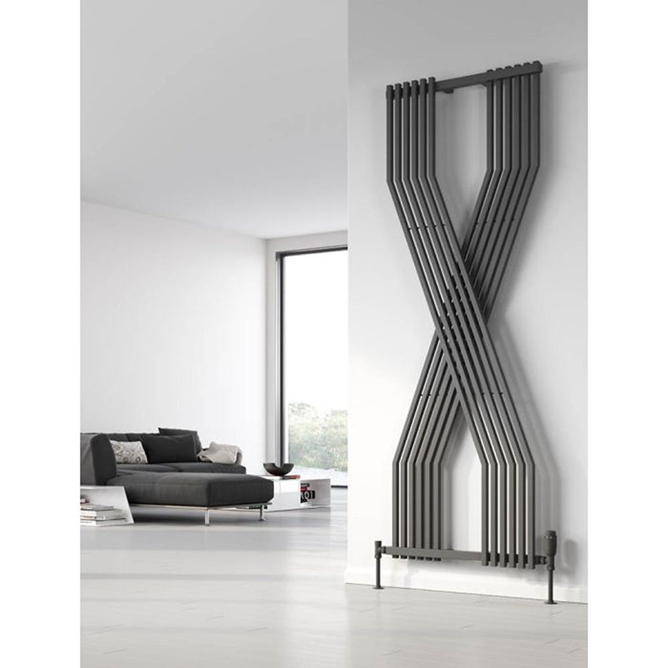 Reina Coredo Vertical Radiator